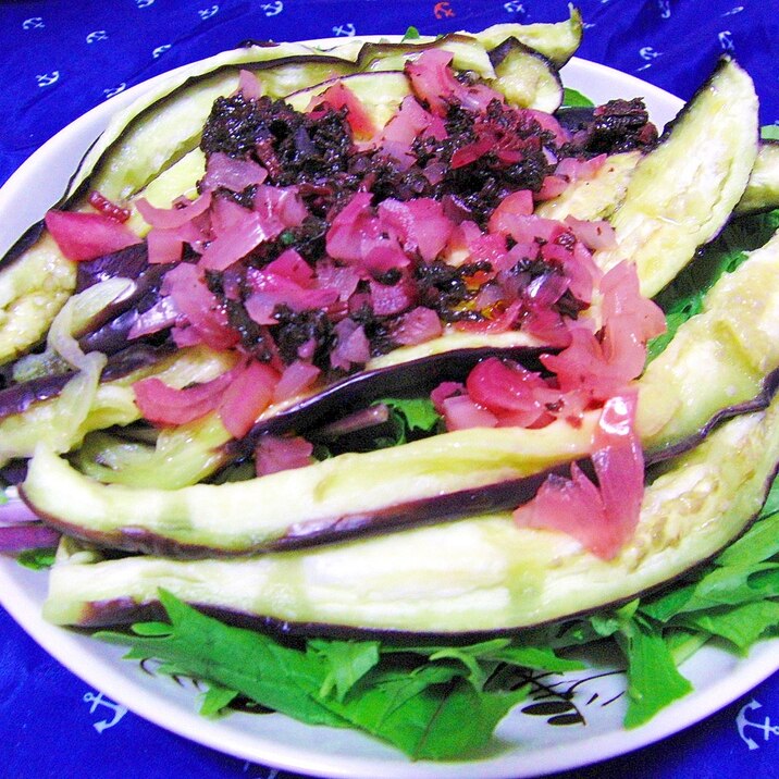 茄子と赤水菜のかんたんサラダ